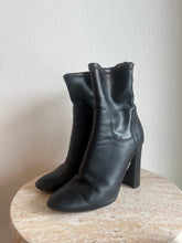 Load image into Gallery viewer, Scanlan Theodore - Leather Ankle Boots - Black - 39

