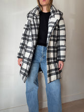 Load image into Gallery viewer, Cable - Quinn Puffer Coat - Check Black/white - 10
