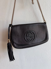 Load image into Gallery viewer, Gucci  - Soho Flap Bag w Tassel- Black - S
