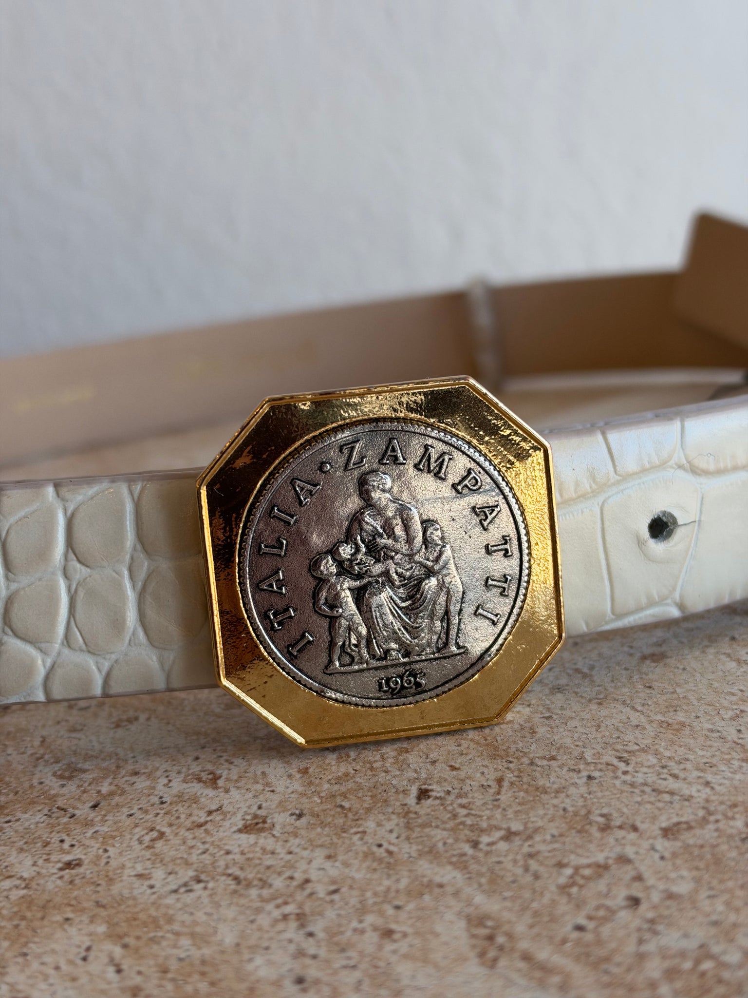 Carla Zampatti - Croc Octagonal Coin Belt - Cream - L – What We Wore ...