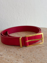 Load image into Gallery viewer, Viktoria &amp; Woods - Tommy Belt - Red - L
