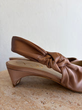 Load image into Gallery viewer, Sam Edelman - Meredith Praline Satin Pump - Pink - 6
