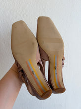 Load image into Gallery viewer, Sam Edelman - Meredith Praline Satin Pump - Pink - 6
