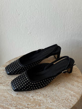 Load image into Gallery viewer, Alohas - Lindy Kitten heel Pump slingback Shoes - Black - 40
