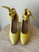 Load image into Gallery viewer, Maryam Nassir Zadeh - Bertpand Pump Heels - Yellow - 38.5
