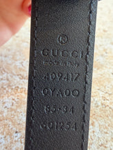 Load image into Gallery viewer, Gucci - Marmont Thin Logo Belt - Black w Gold Hardware - 34
