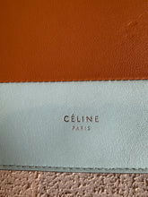 Load image into Gallery viewer, Celine - Frame Shoulder Bag - Tan/Light Blue - S

