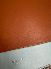 Load image into Gallery viewer, Celine - Frame Shoulder Bag - Tan/Light Blue - S
