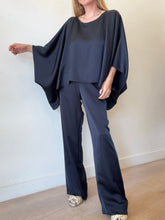Load image into Gallery viewer, Viktoria &amp; Woods - Wide Leg Pants - Navy - 3
