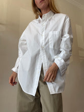 Load image into Gallery viewer, Citizens of Humanity - Classic LS  Shirt w Pocket - White - S
