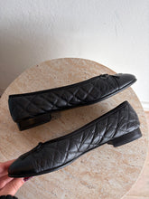 Load image into Gallery viewer, Chanel - Quilted Calfskin Ballet Flats - Black - 40c - RRP $1700
