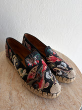 Load image into Gallery viewer, Valentino - Fabric Floral Butterfly Espadrilles - Black - 37 - w box

