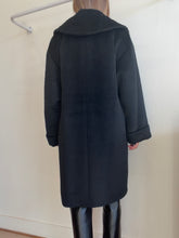 Load image into Gallery viewer, Escada - Alpaca/Wool blend Oversized Mid Length Coat - Black - 34
