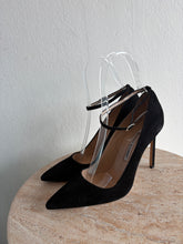 Load image into Gallery viewer, Manolo Blahnik - Black Suede Pointed Toe Pumps w ankle strap - Black - 37.5 - RRP $1245
