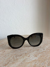 Load image into Gallery viewer, Fendi - FF0265/S Peekaboo Sunglasses - Black/Gold
