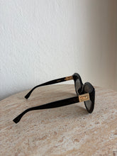 Load image into Gallery viewer, Fendi - FF0265/S Peekaboo Sunglasses - Black/Gold

