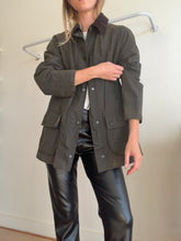Load image into Gallery viewer, Barbour - Classic Waxed Cotton Jacket w Corduroy Collar - Khaki - 12
