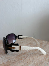 Load image into Gallery viewer, Fendi - Vintage FS384 Sunglasses w Buckle detail  - Black &amp; White -
