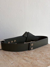 Load image into Gallery viewer, Marni - Thick Leather Knot Belt - Khaki - 75
