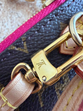 Load image into Gallery viewer, Louis Vuitton - Neverfull Wristlet Clutch w Pivione Interior - Brown Monogram - S

