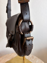 Load image into Gallery viewer, Mulberry - Vintage Tyler Shoulder Bag - Chocolate - S
