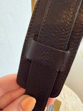 Load image into Gallery viewer, Mulberry - Vintage Tyler Shoulder Bag - Chocolate - S
