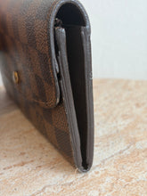 Load image into Gallery viewer, Louis Vuitton - Emilie Wallet - Damier Eban Coated Brown - S - RRP$945
