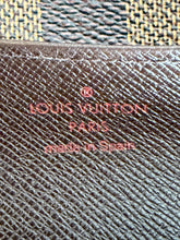 Load image into Gallery viewer, Louis Vuitton - Emilie Wallet - Damier Eban Coated Brown - S - RRP$945
