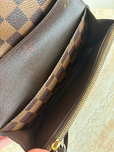Load image into Gallery viewer, Louis Vuitton - Emilie Wallet - Damier Eban Coated Brown - S - RRP$945
