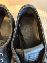 Load image into Gallery viewer, Givenchy - City Low Canvas Sneaker - Black - 36 - rrp$878

