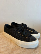 Load image into Gallery viewer, Givenchy - City Low Canvas Sneaker - Black - 36 - rrp$878
