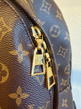 Load image into Gallery viewer, Louis Vuitton - Palm Springs MM Backpack - Monogram -S - RRP$4650
