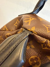 Load image into Gallery viewer, Louis Vuitton - Palm Springs MM Backpack - Monogram -S - RRP$4650
