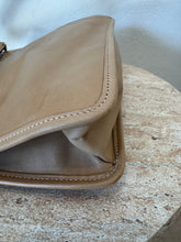 Load image into Gallery viewer, Vintage Gucci - Leather Shoulder Bag - Tan - S
