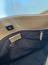 Load image into Gallery viewer, Vintage Gucci - Leather Shoulder Bag - Tan - S
