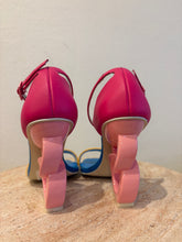 Load image into Gallery viewer, Kat Maconie - Suzu Chain Link Heel Shoes - Fuchsia - 38
