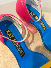 Load image into Gallery viewer, Kat Maconie - Suzu Chain Link Heel Shoes - Fuchsia - 38
