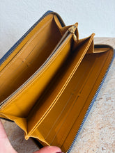 Load image into Gallery viewer, Louis Vuitton - Monogram Zippy Wallet - Denim - M
