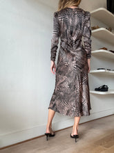 Load image into Gallery viewer, Husk - LS Silk Blend Keyhole Midi Dress - Taupe/Black Print - 8
