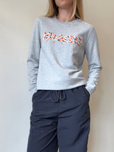 Load image into Gallery viewer, Kenzo - Floral Logo Sweatshirt - Grey - m
