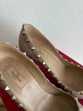 Load image into Gallery viewer, Valentino - Rockstud Pointed Pump Heels - Nude - 41
