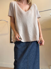 Load image into Gallery viewer, American Vintage - Cashmere Blend SS V Neck Knit - Oat - M
