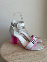 Load image into Gallery viewer, Louis Vuitton - Arcade Leather Sandals - White Pink - 38
