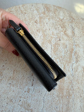 Load image into Gallery viewer, Gucci - GG Compact Marmont Wallet w Zip - Black - S
