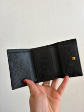 Load image into Gallery viewer, Gucci - GG Compact Marmont Wallet w Zip - Black - S

