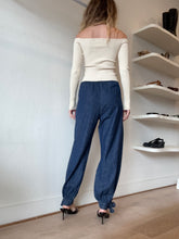 Load image into Gallery viewer, Henne - LS ribbed knit Top w twist detail  - Cream - 6
