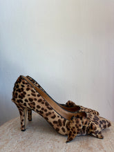 Load image into Gallery viewer, Isabel ETOILE Marant - Poppy Ponyhair Pump w bow - Leopard - 41

