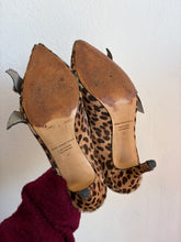 Load image into Gallery viewer, Isabel ETOILE Marant - Poppy Ponyhair Pump w bow - Leopard - 41
