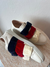 Load image into Gallery viewer, Gucci - Ace Velvet Bow Sneakers - White - 40 - RRP$820
