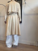 Load image into Gallery viewer, I Blue - Lightweight Trench w Belt - Buttermilk - 38
